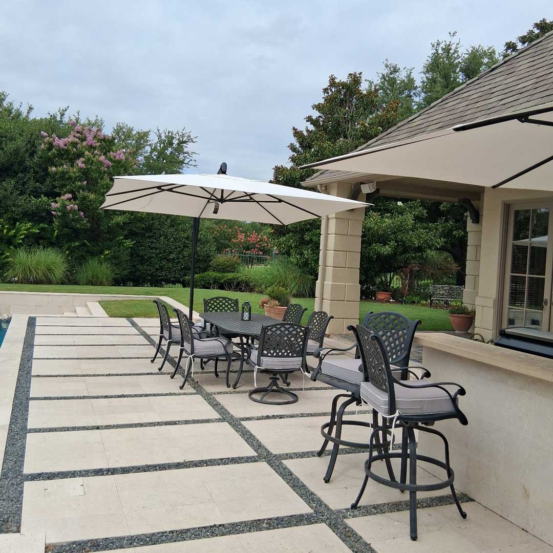 Treasure Garden Cantilever Umbrella